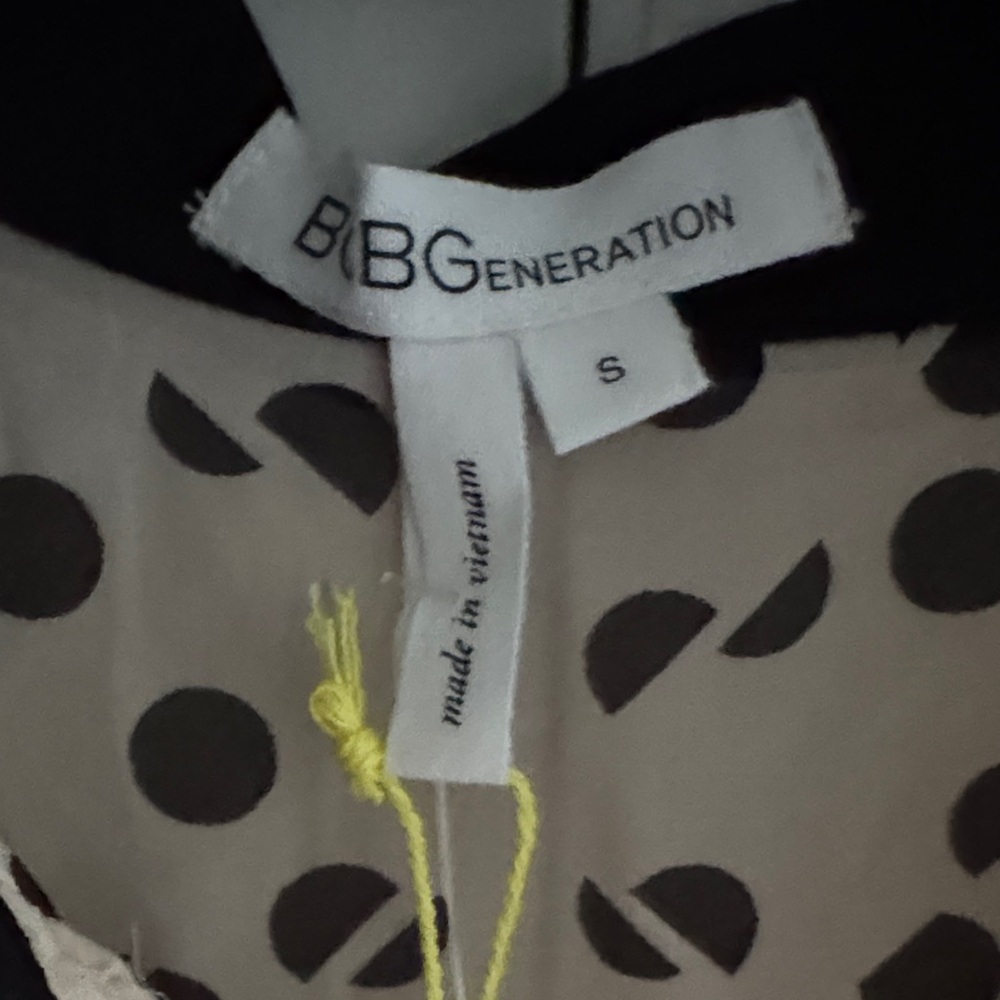 BCBGeneration Beige Polka Dot Button-Down Shirt w… - image 2